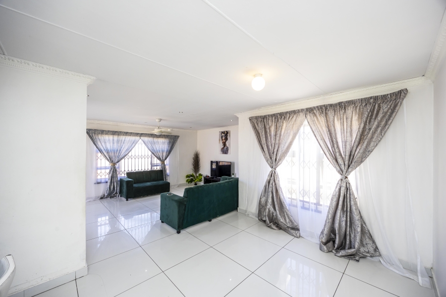 4 Bedroom Property for Sale in Haven Hills Eastern Cape
